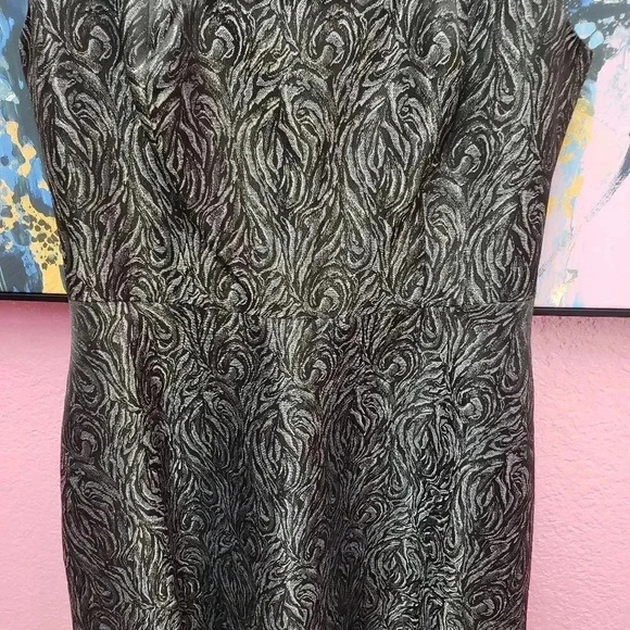 Jones Wear Dress Black and Silver Sleeveless Dress - Picture 3 of 6